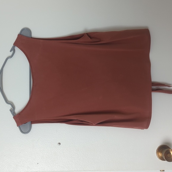 Crop top - Picture 3 of 3